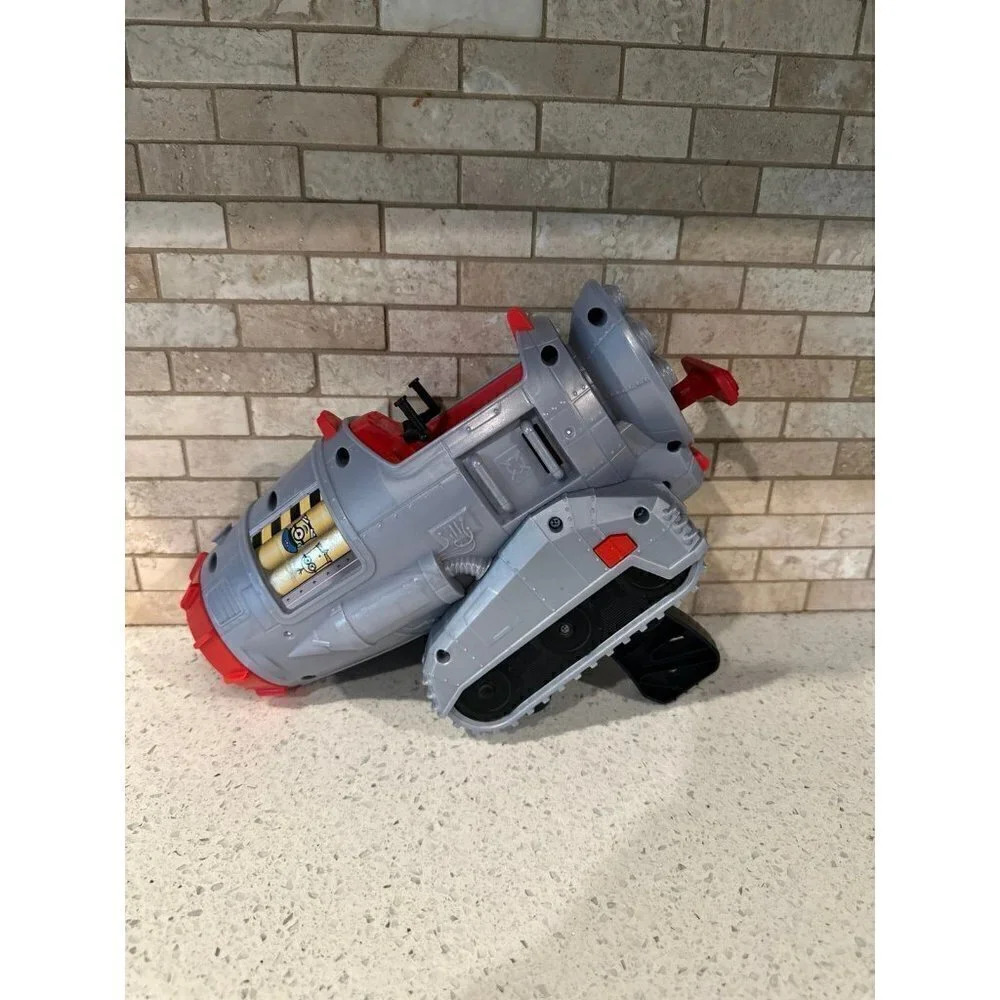 Minions Minion Missile Two-in-One‎ Combat Tank and Missile Blaster bk